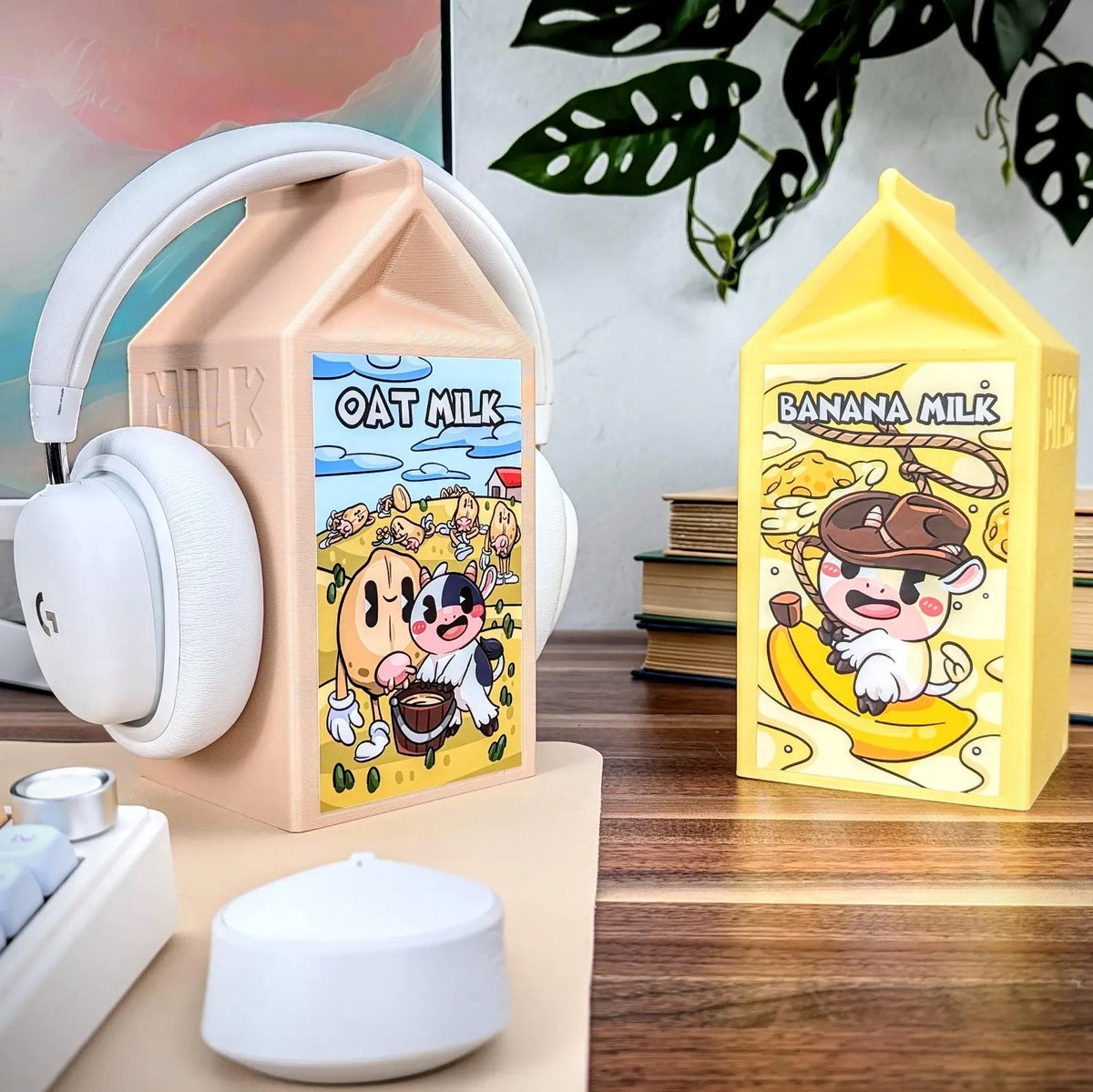 Milky Headset Holder
