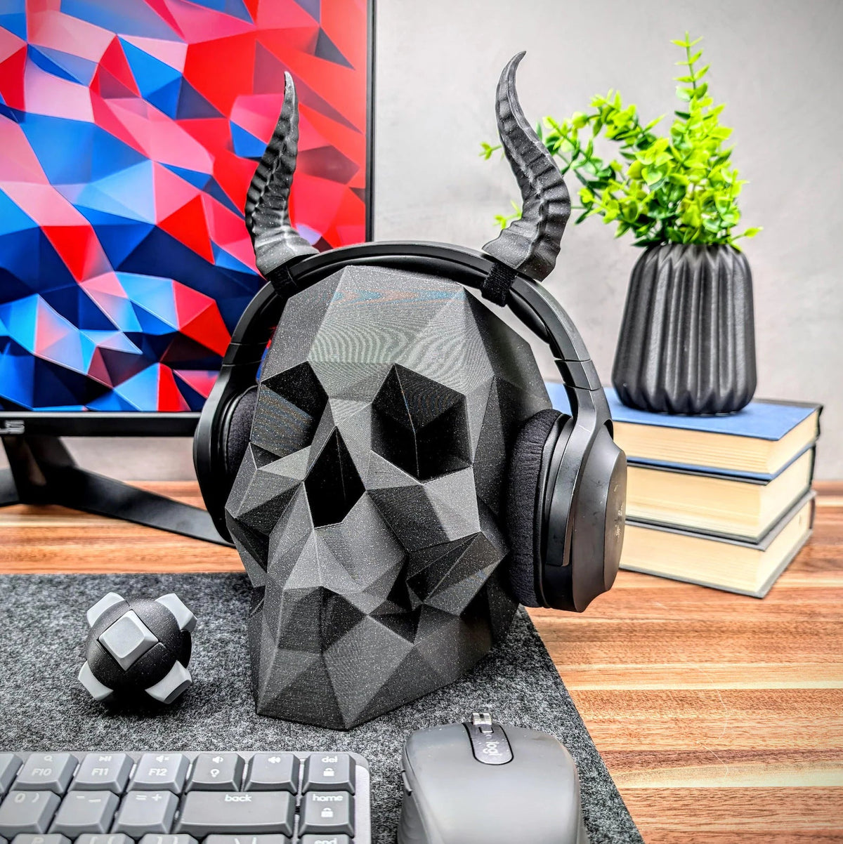 Skull Heapdhone Stand